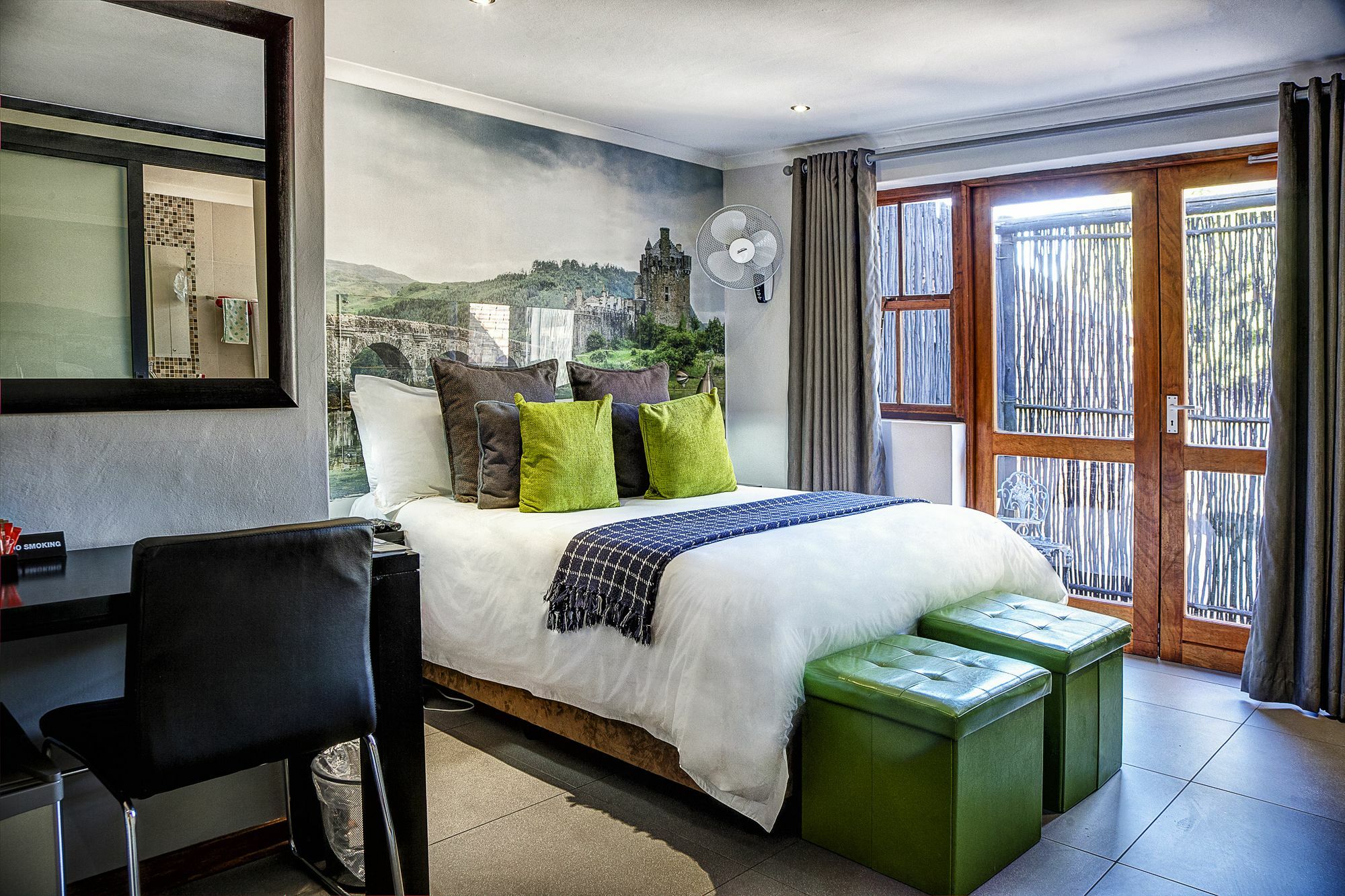 Yalla Yalla Boutique Hotel Witbank Exterior photo